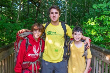counselor-campers-hike